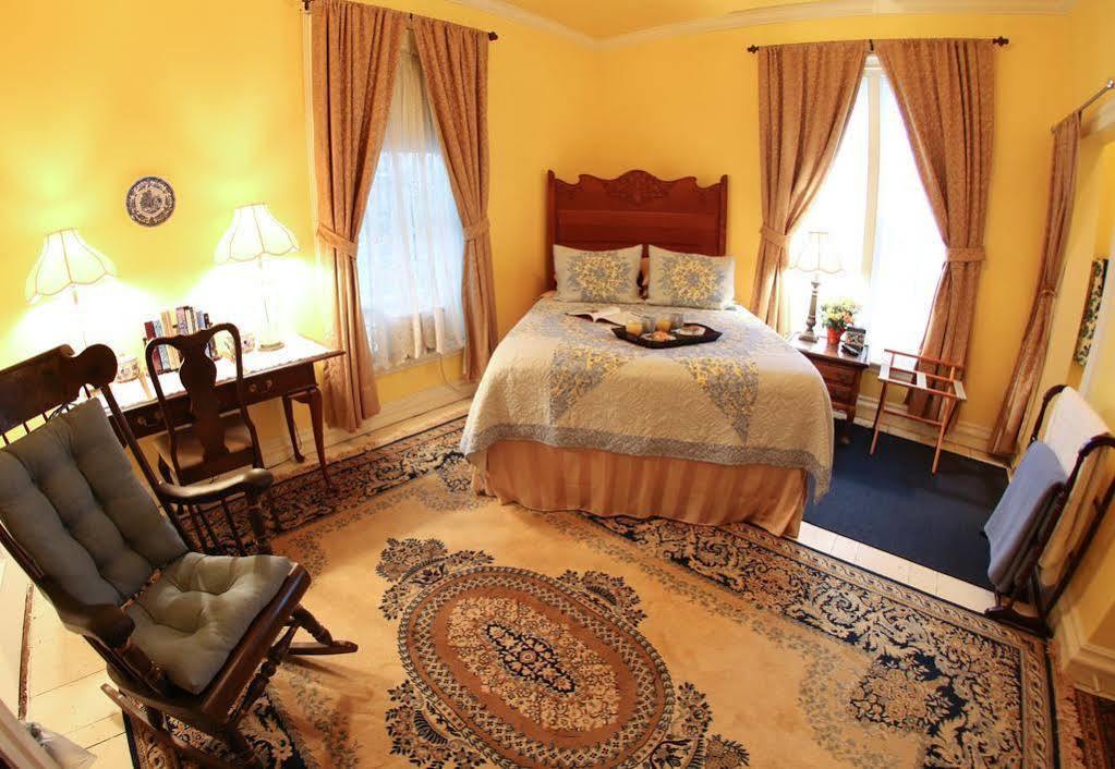 Center Harbor Sutton House B & B Dış mekan fotoğraf
